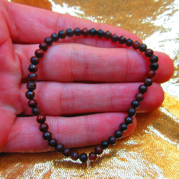 Red Tiger Eye 4mm Round 7" Stretchy Gemstone Bracelet - Picture 1 of 3